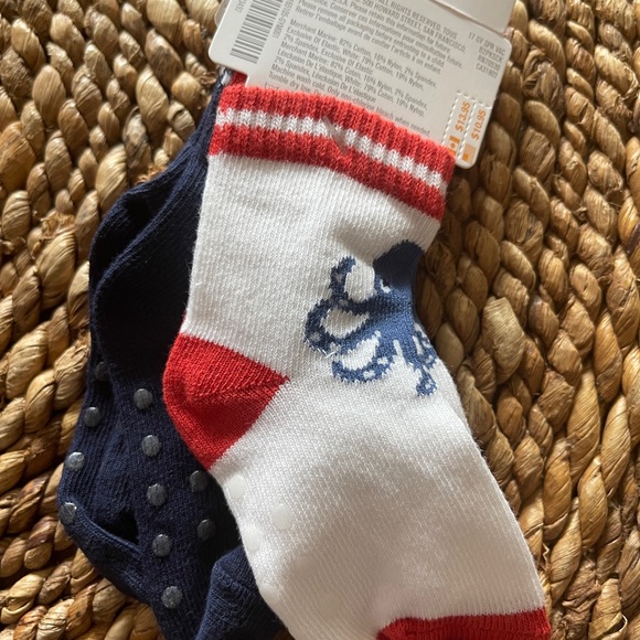 6-12 mo Boy Swim Shorts Trunks & 2 pair Grip Socks by Gymboree, New with Tags - Picture 3 of 4